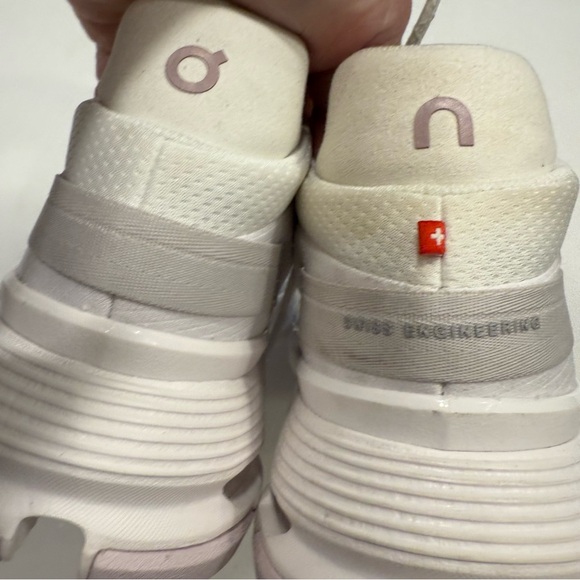 ON Running Cloudnova 2 All White Women's Running Shoes NEW Sz 7 - Picture 6 of 7